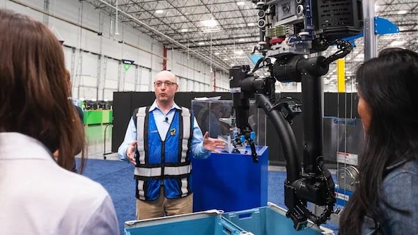Amazon quietly killed its new warehouse robot just months after launch | Inc.
