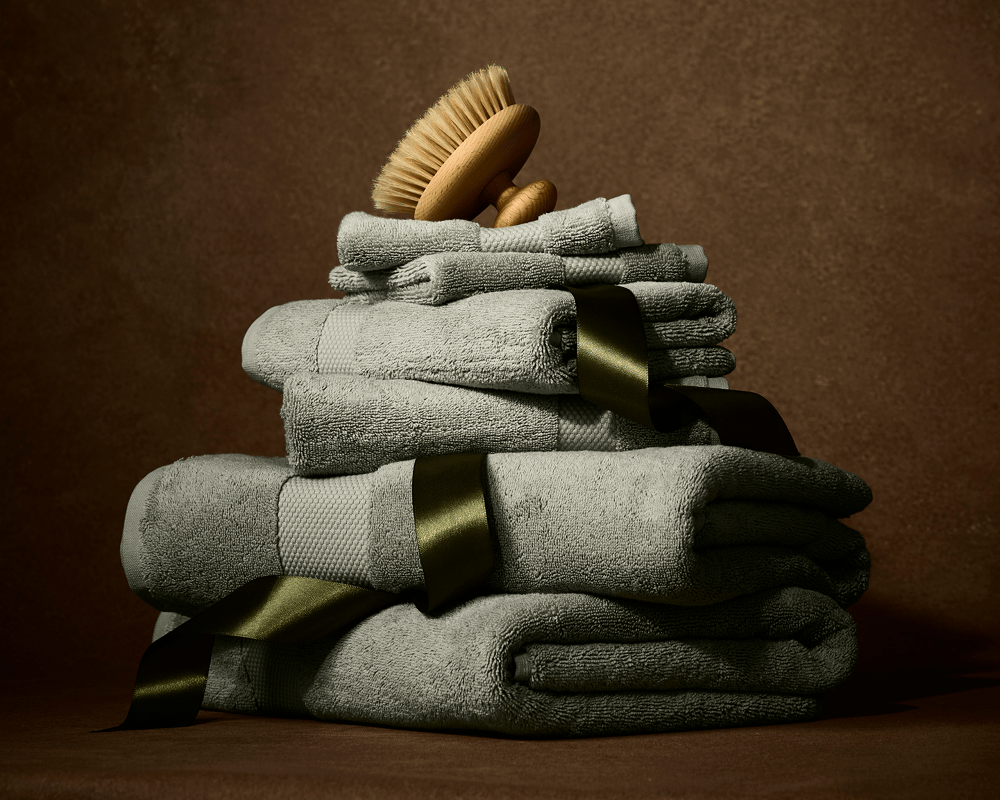 Complimentary Plush Bath Towel Set in Meadow