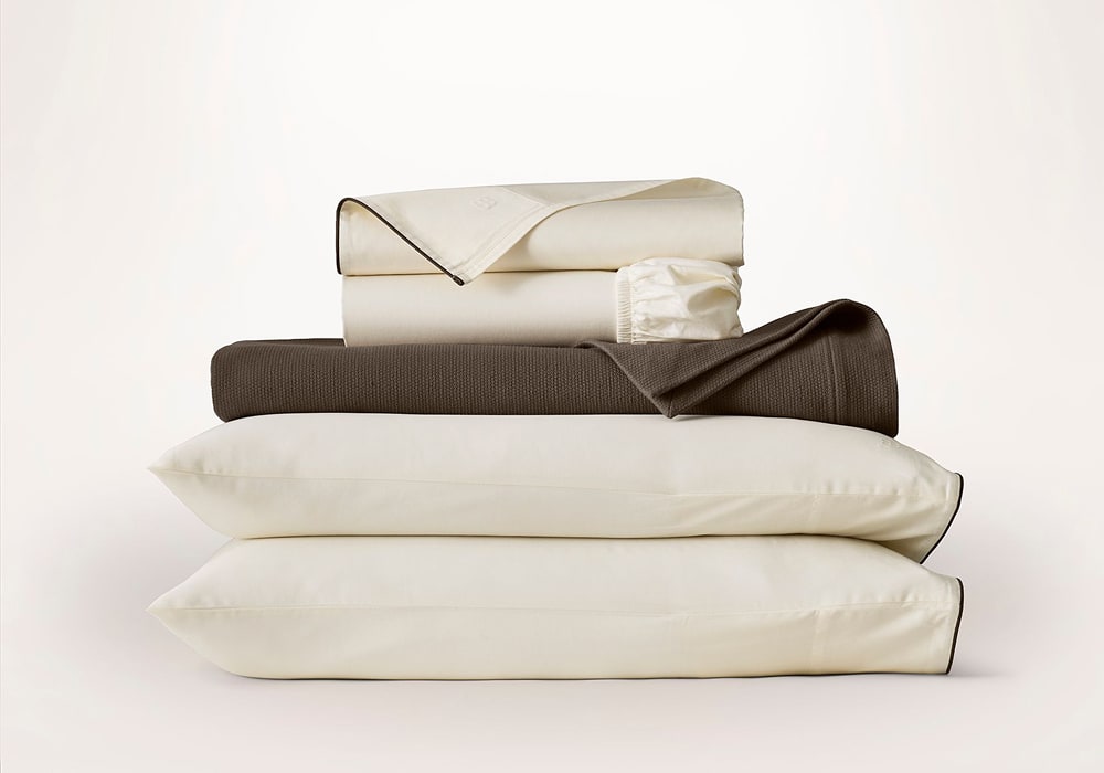 Soft and Cozy Bed Blankets.