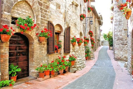 Italy financial incentives for newcomers
