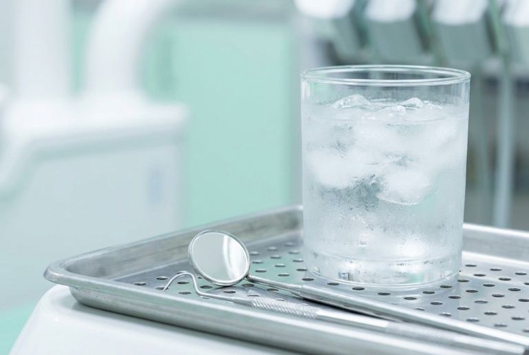 Dental mirror and ice water