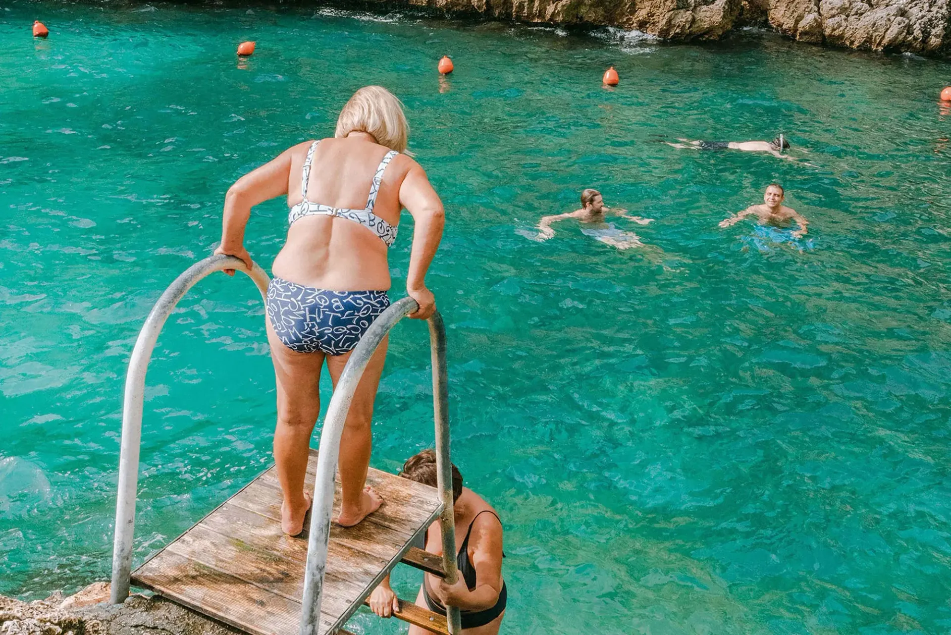 How to retire in France or Costa Rica