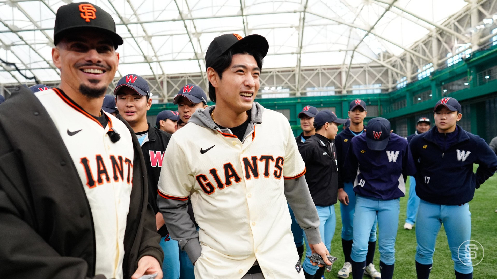 From L to R: Willy Adames, Jung Hoo Lee