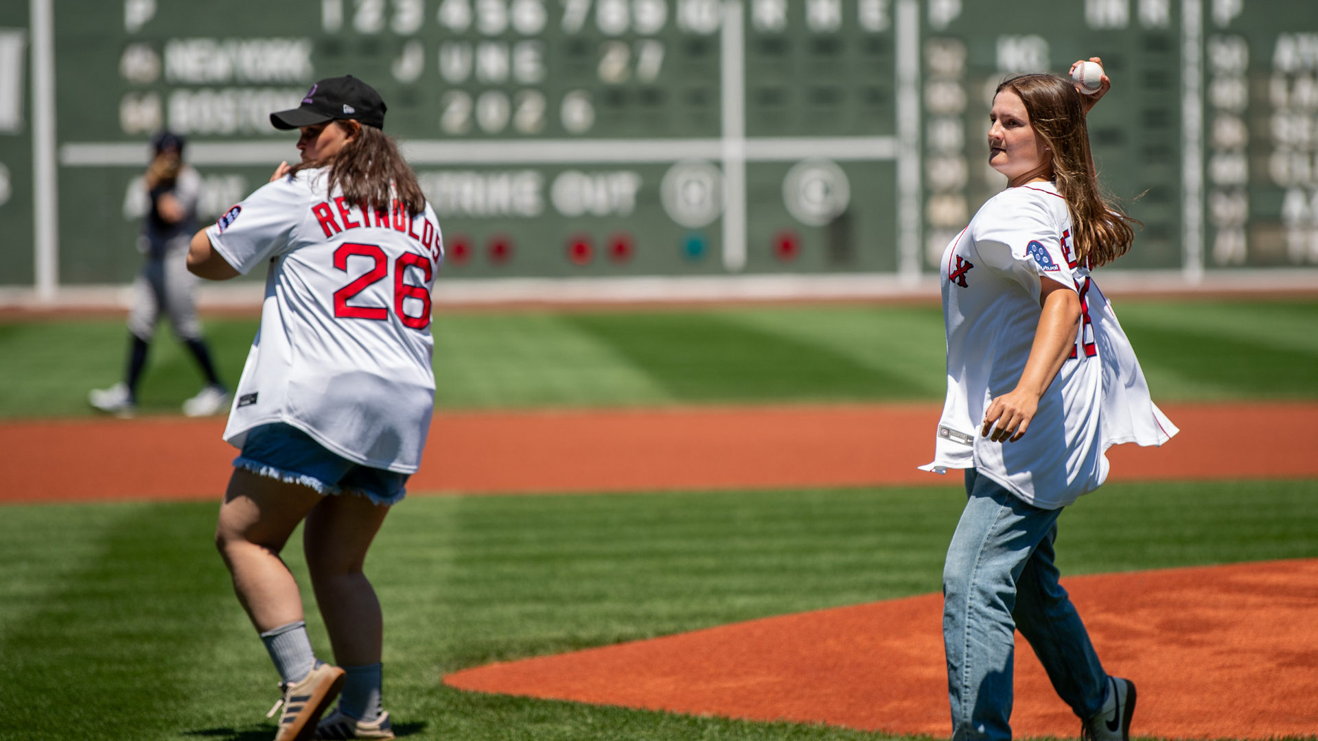 Katie Reynolds, Beth Greenwood