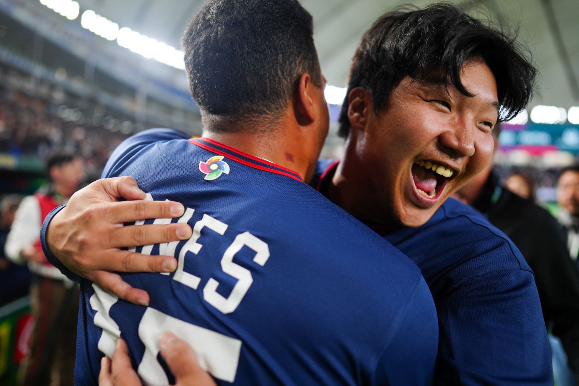 Bo Gyeong Moon celebrates after Korea's victory against Australia