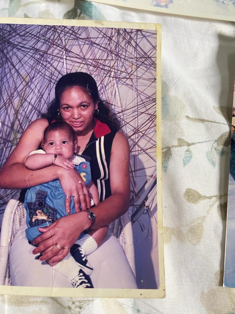 Randy Vásquez and his mom, Maribel