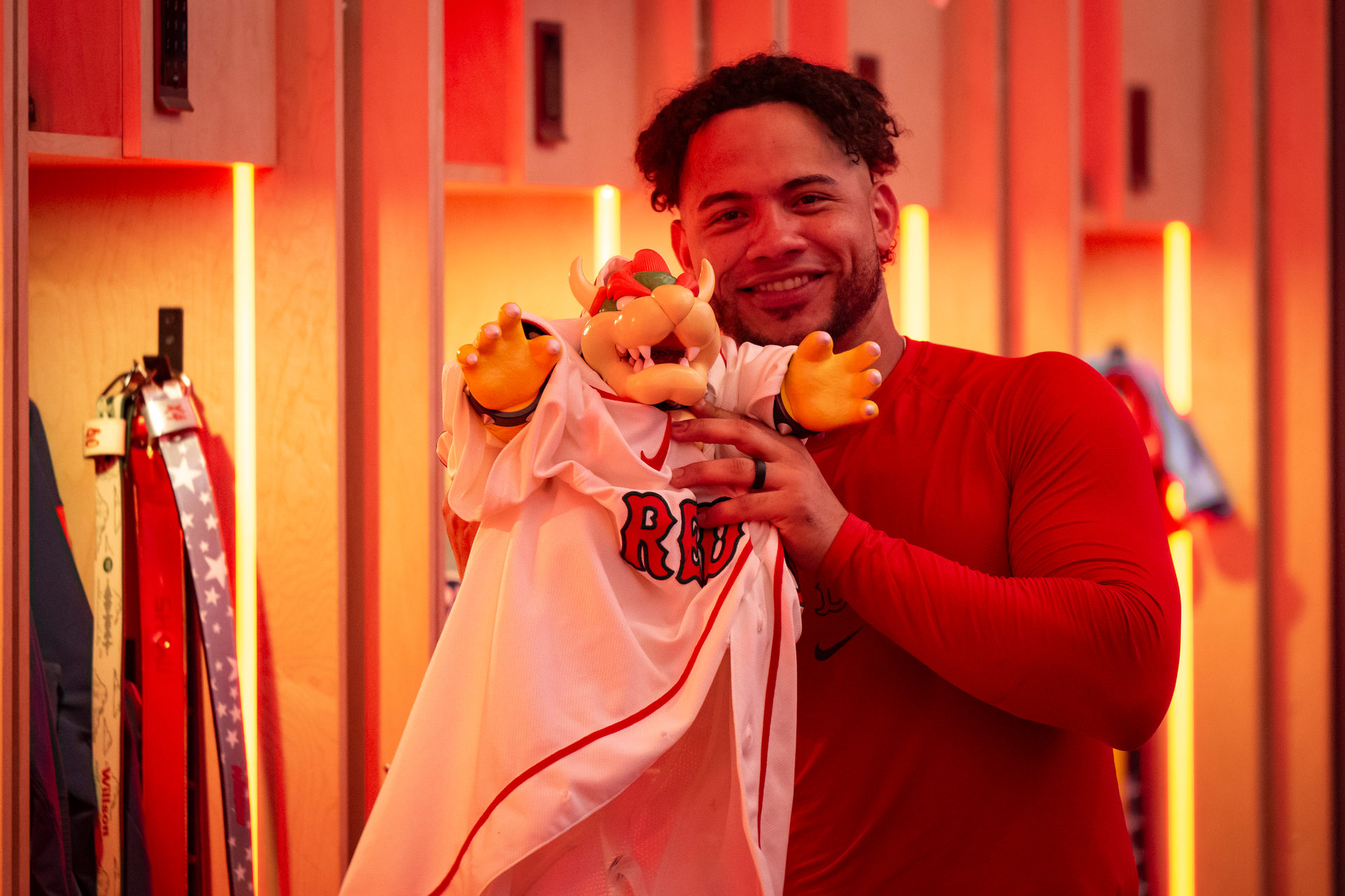 Willson Contreras with Bowser