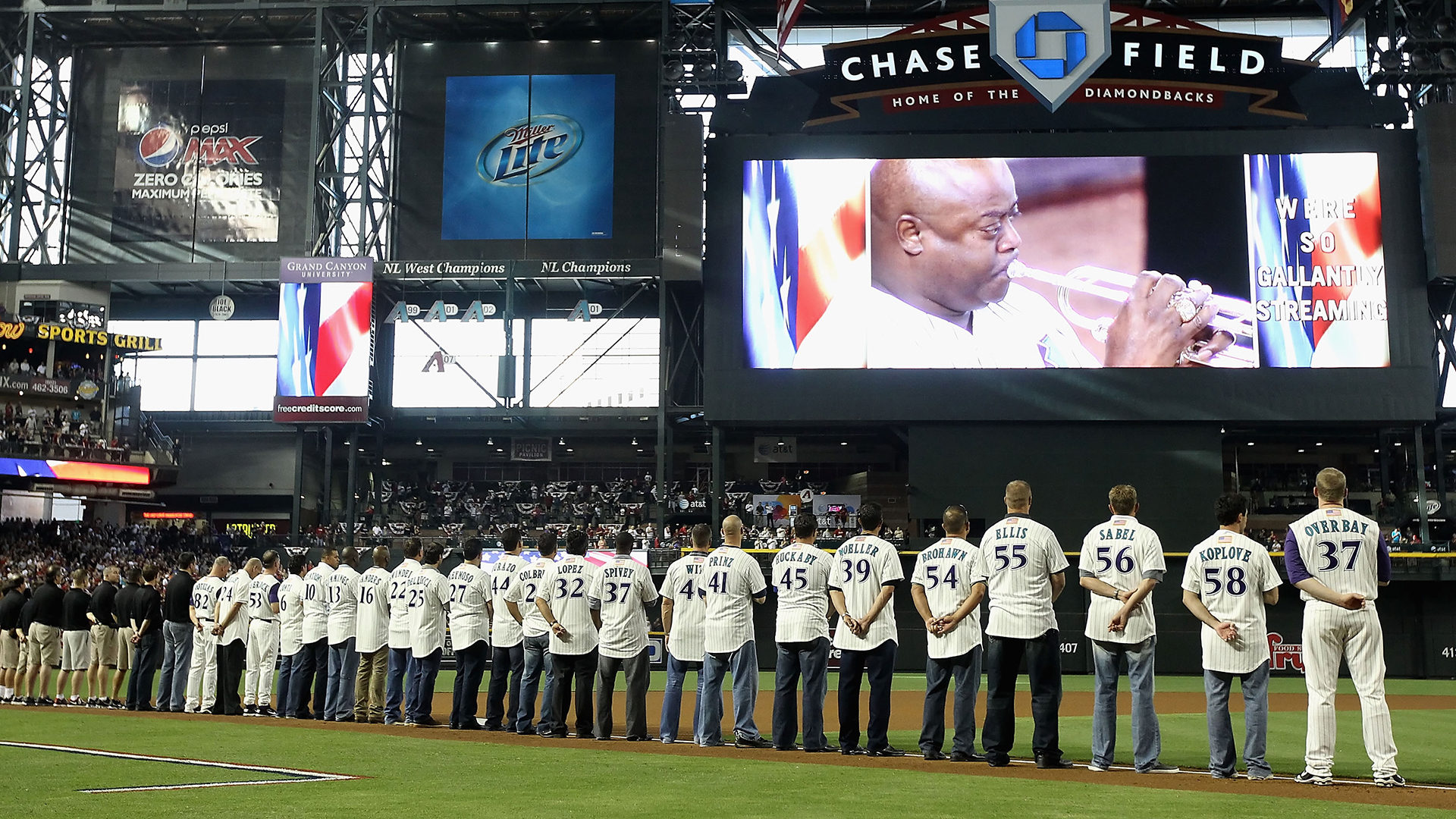 The 2001 D-backs celebrating the 10th anniversary in 2011