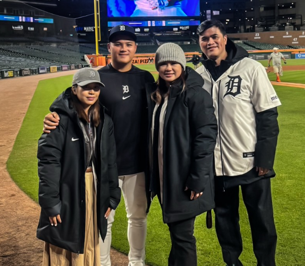 Hao-Yu Lee and family