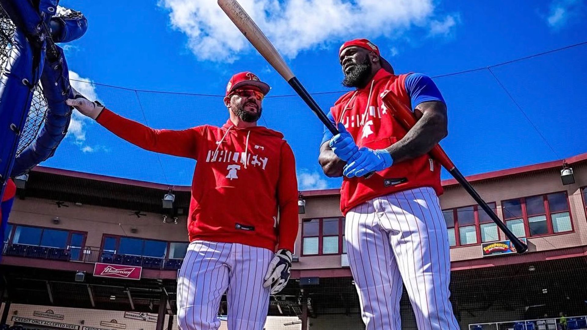 Kyle Schwarber, Adolis García