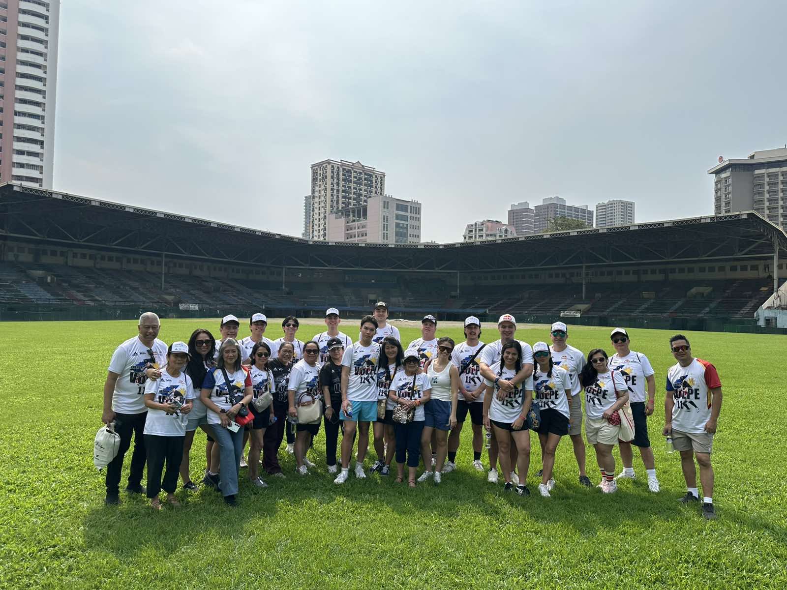 Anthony Volpe hosting a baseball camp in the Philippines