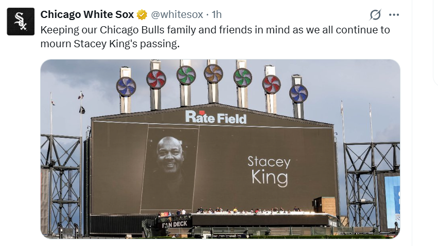 White Sox hold moment of silence for Stacey King