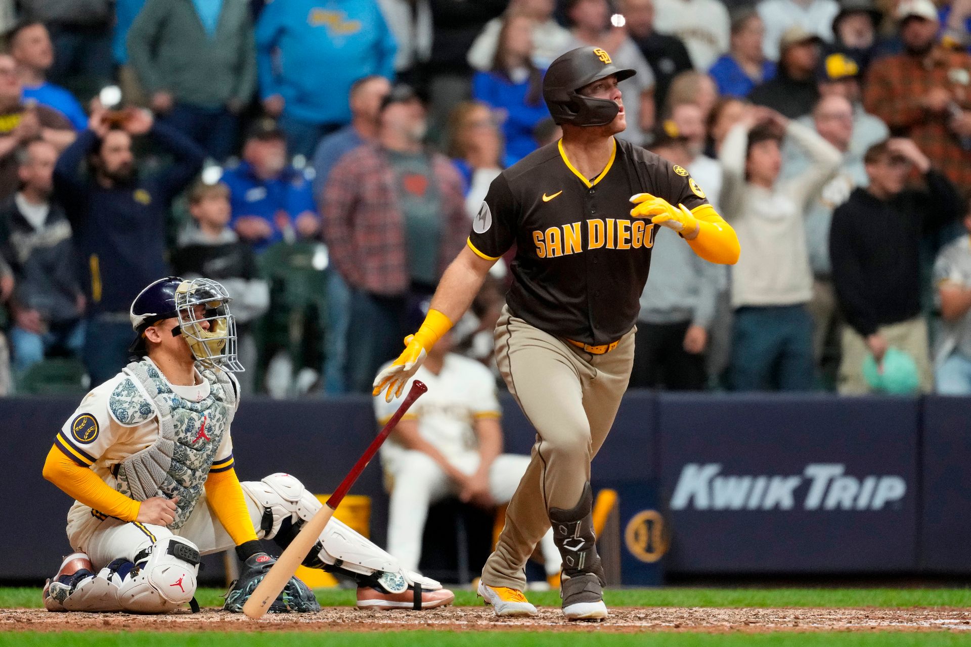 Gavin Sheets hits game-wining homer on May 13