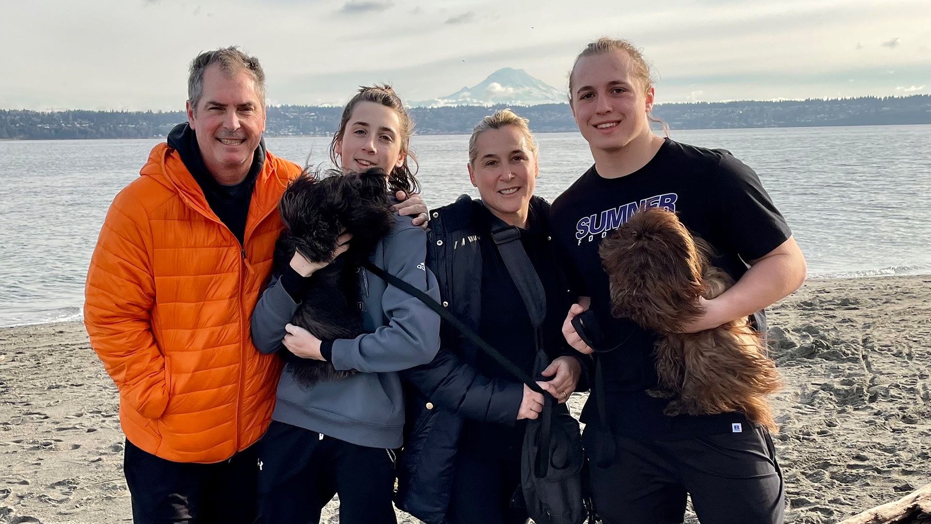 Angie Mentink with her family (Photo credit: Angie Mentink)
