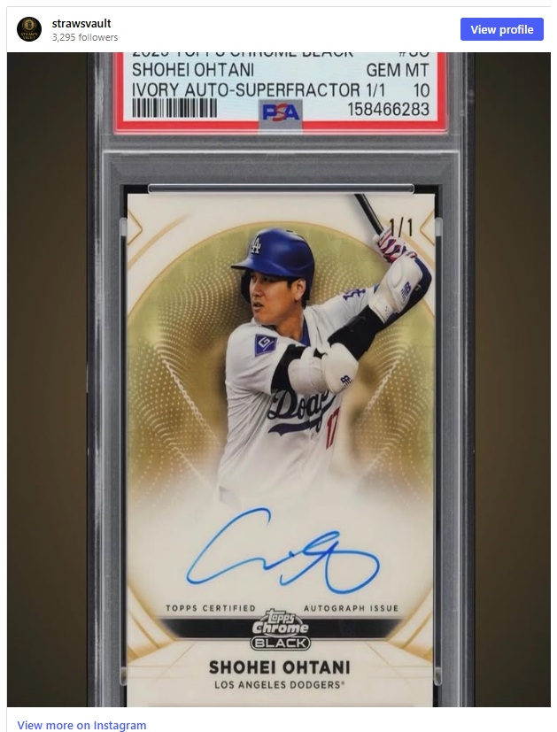 1-of-1 signed Ohtani card from the 2025 Topps Chrome Black collection