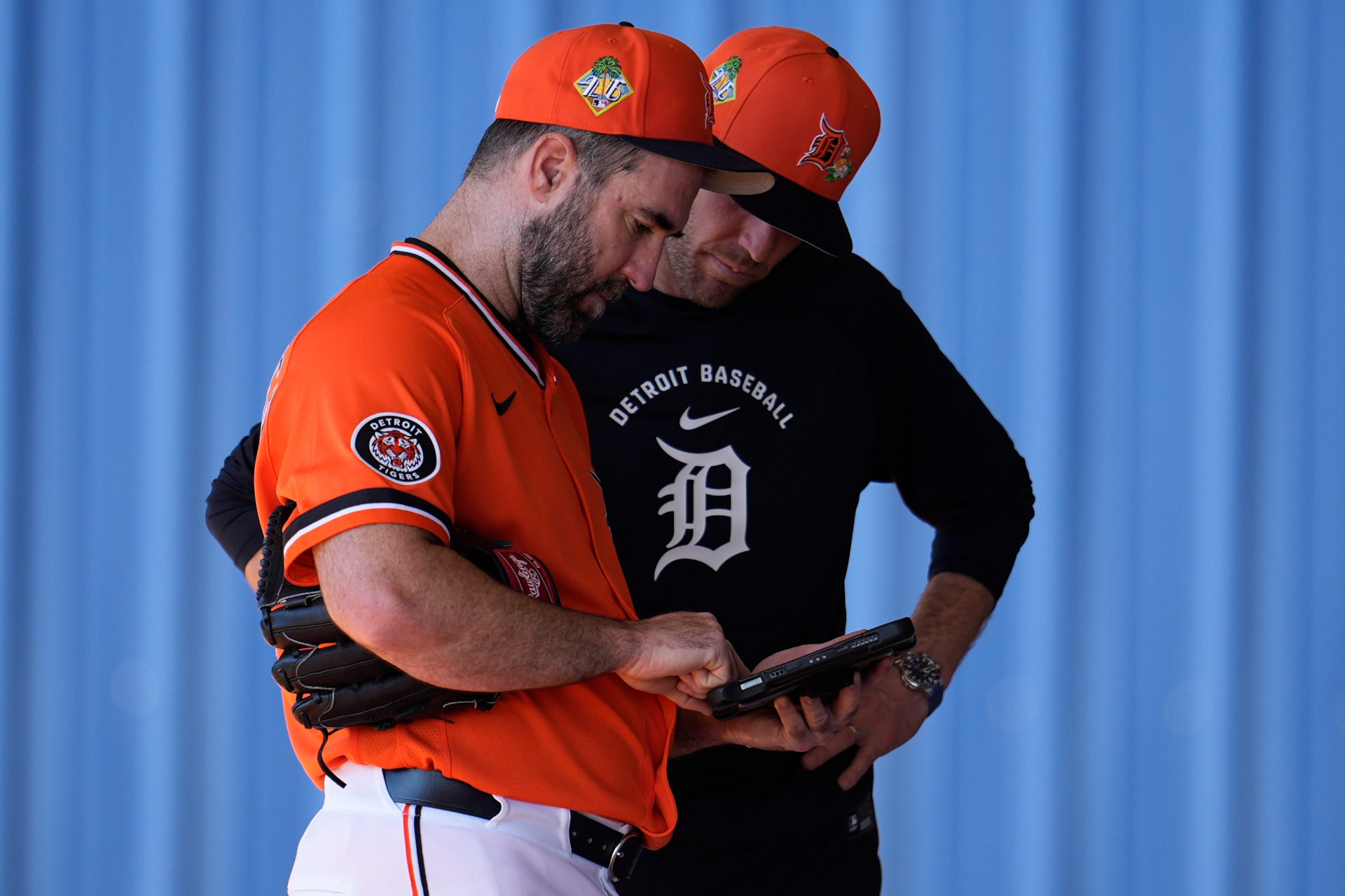 Justin Verlander and Tigers pitching coach Chris Fetter
