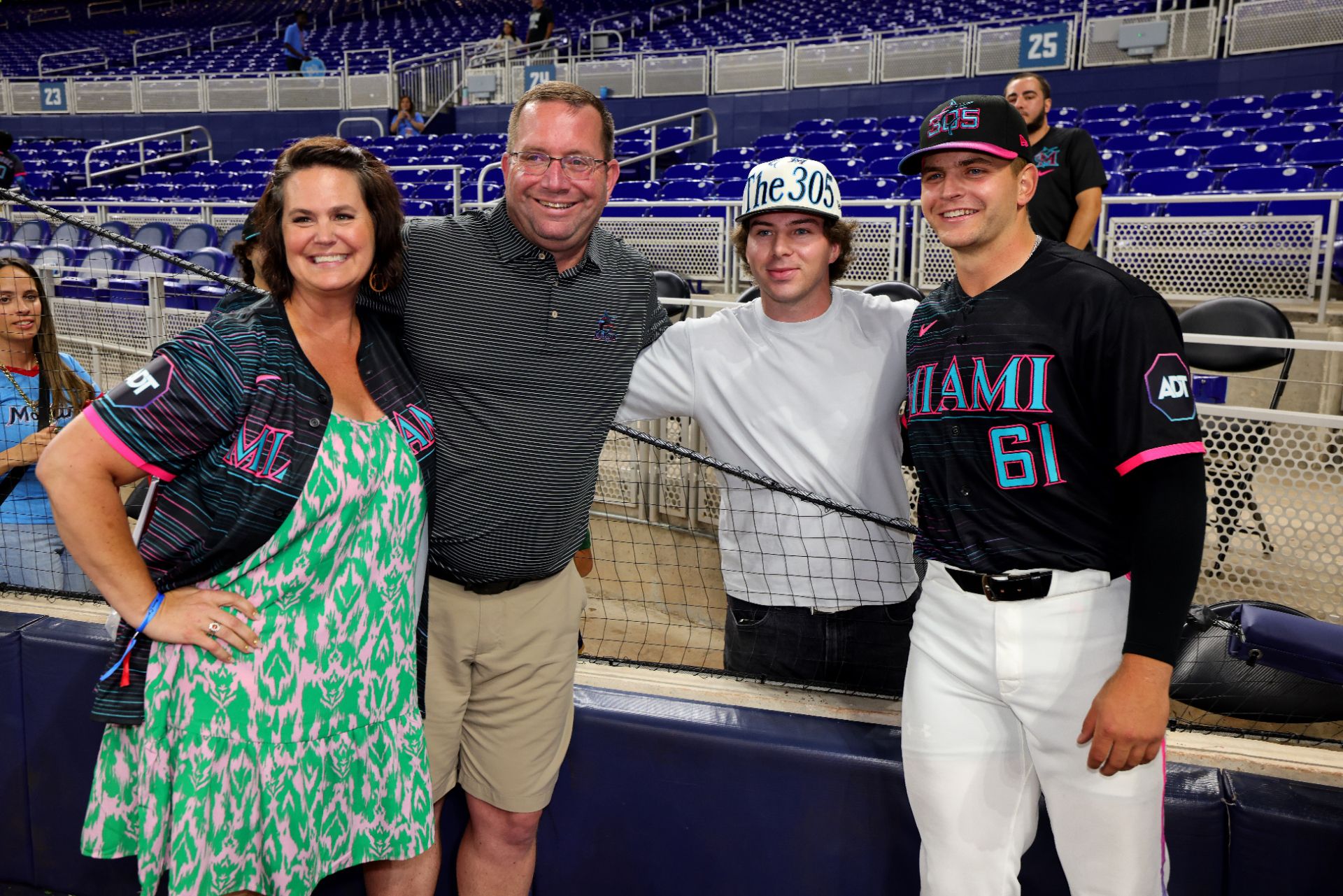 Robby Snelling celebrates with family after his MLB debut
