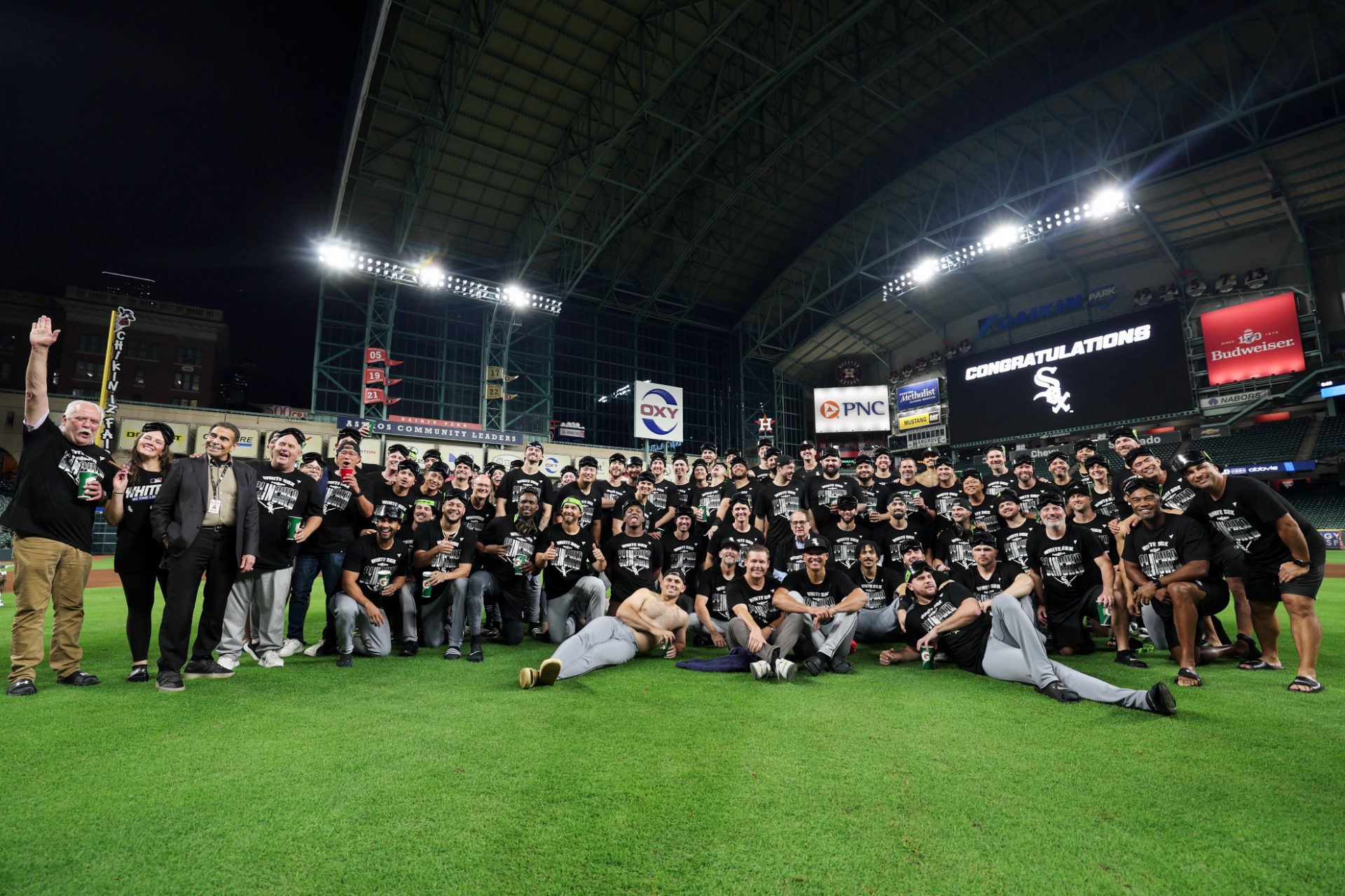 White Sox celebrate Wild Card win over Astros