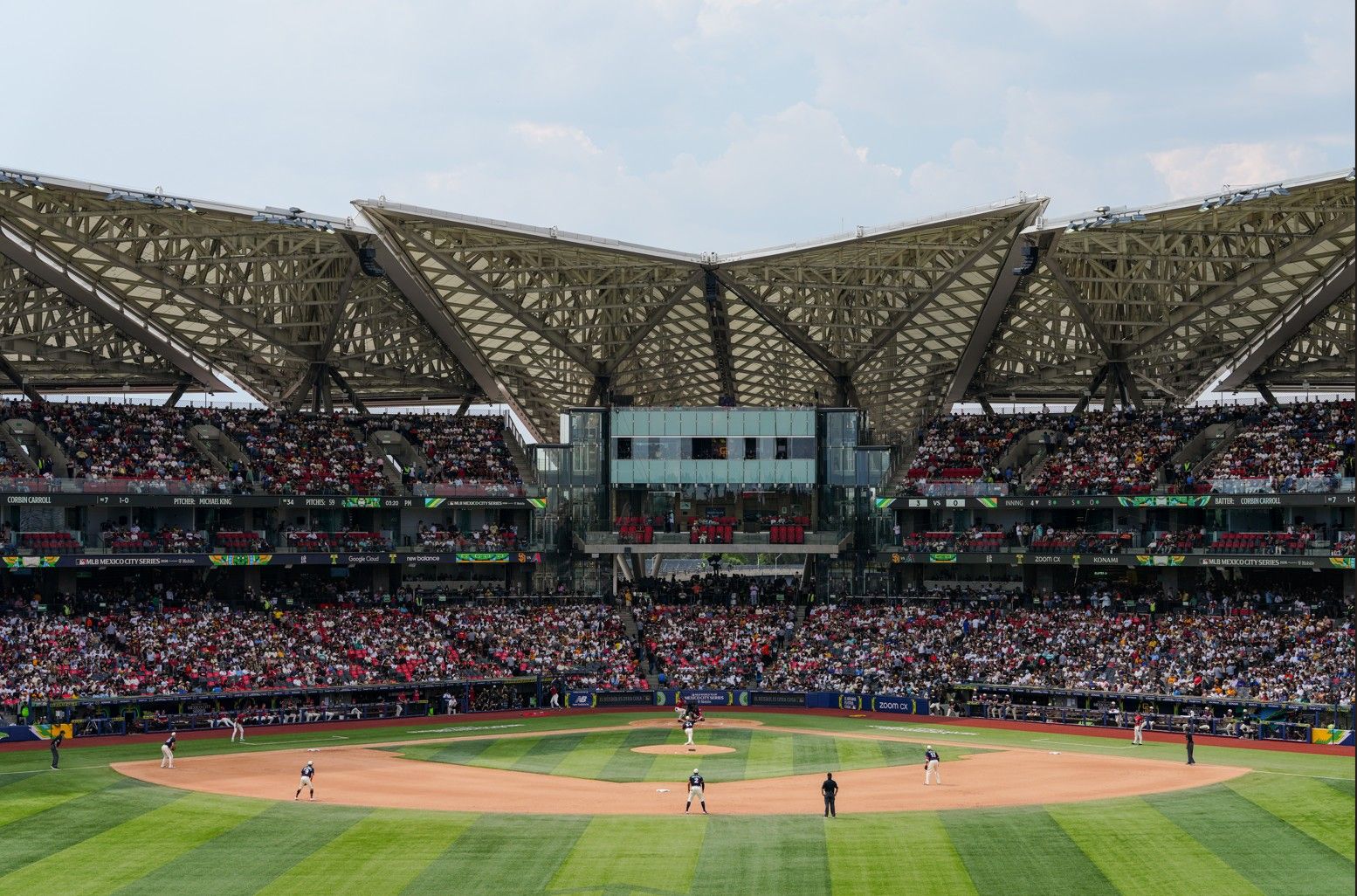 Estadio Alfredo Harp Helú