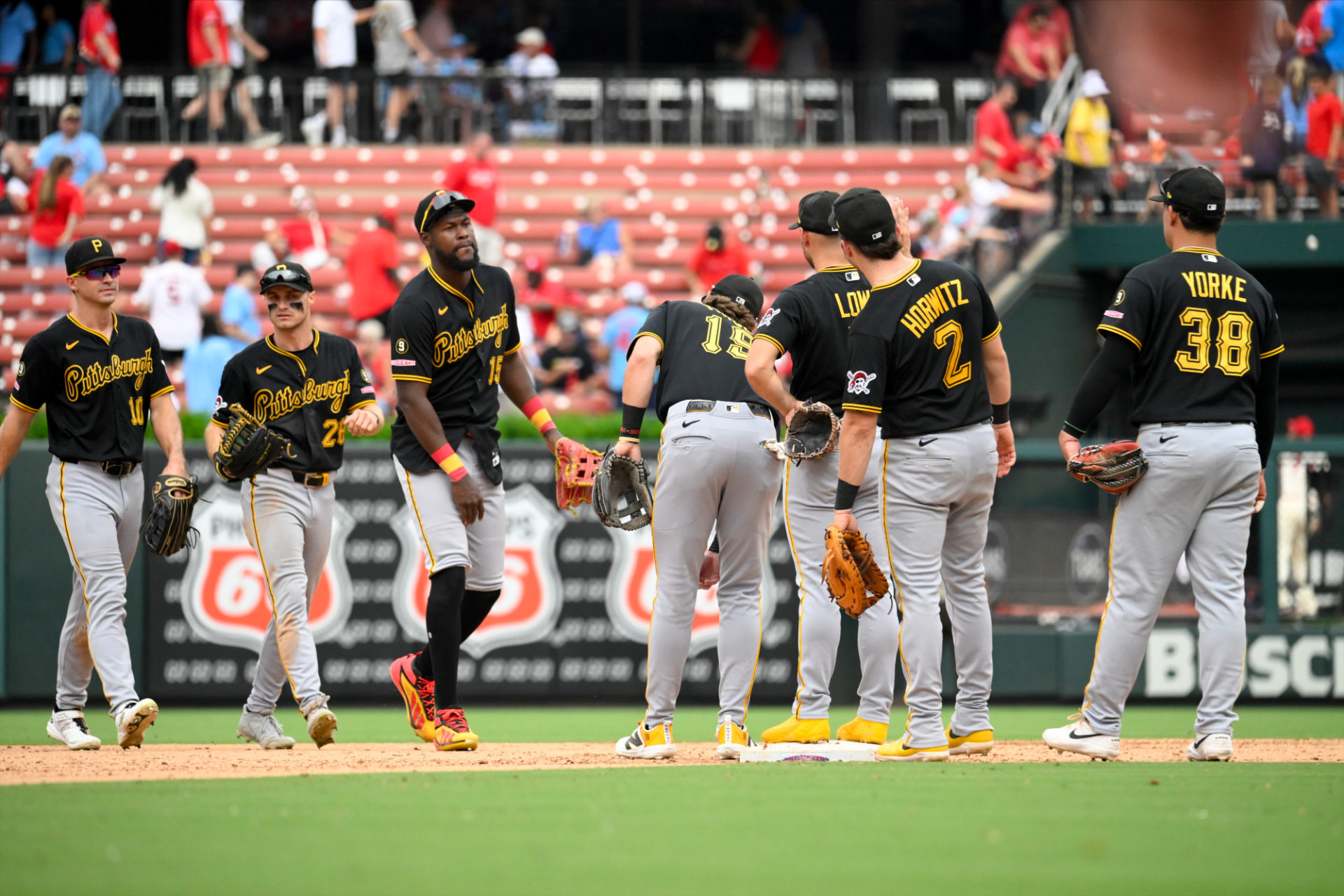 Pirates beat Cardinals (Aug. 29)