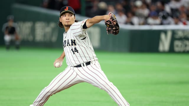 Hiromi Itoh strikes out six batters while pitching against Korea. Click image to watch video. 