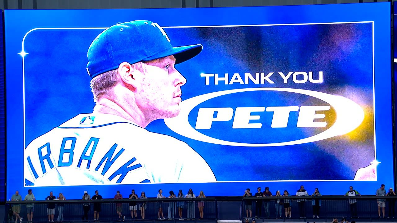 Pete Fairbanks tribute at Tropicana Field