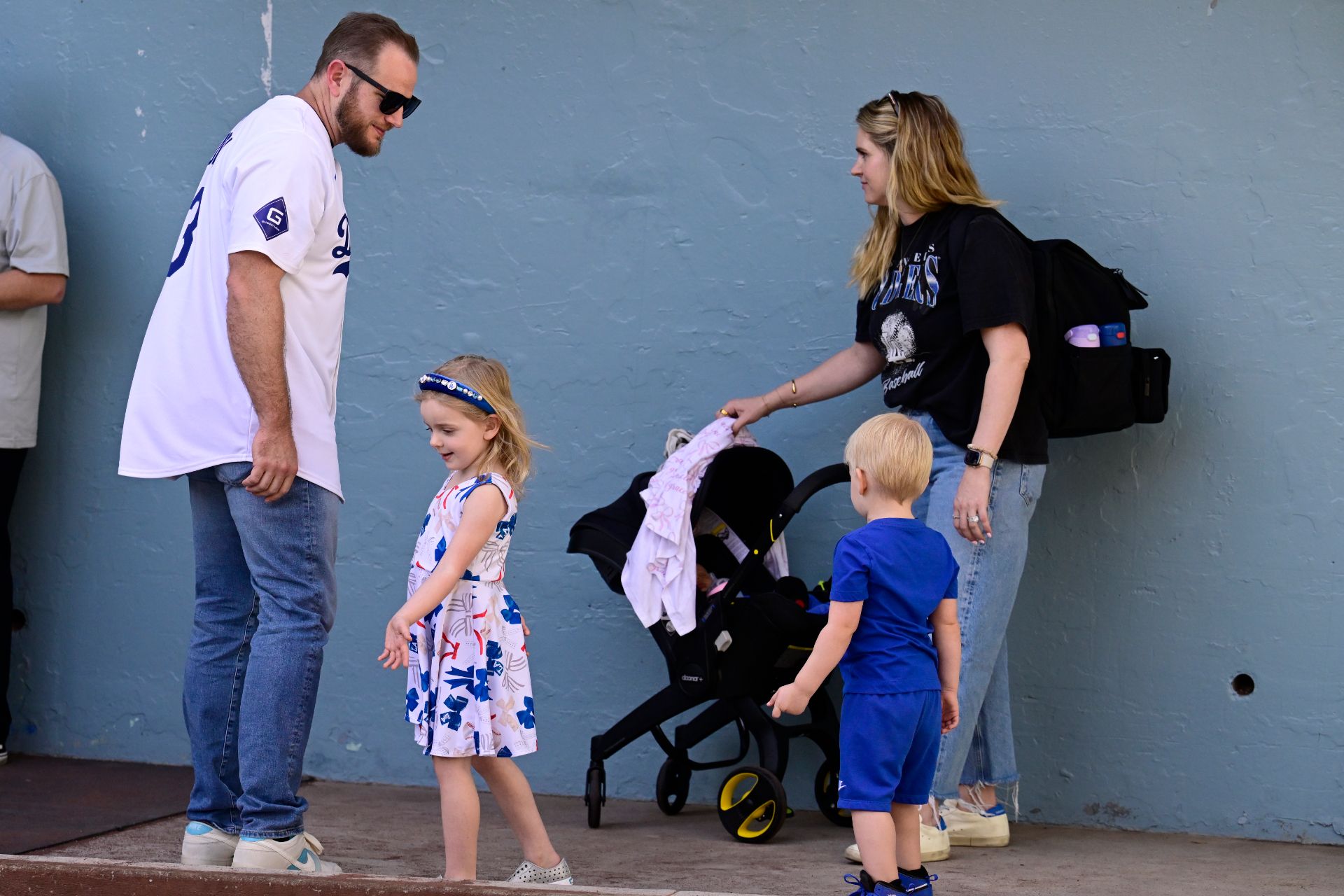 Max Muncy and family