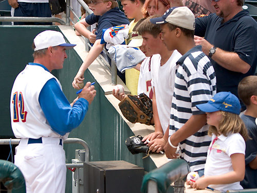 Shoemaker with fans in Jacksonville