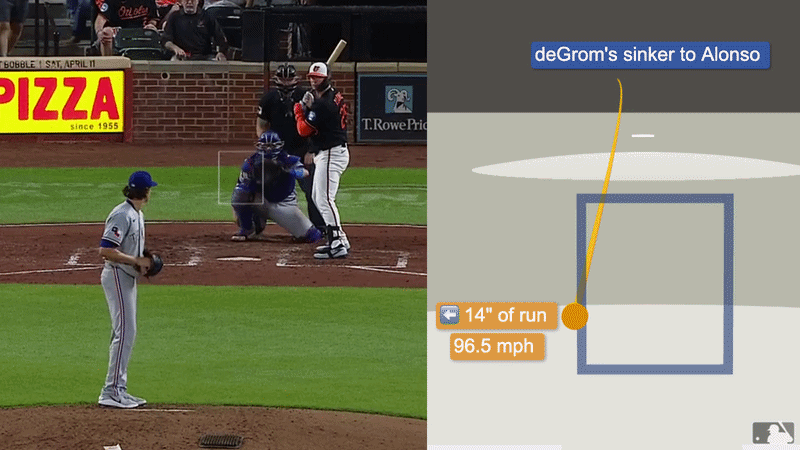 An animated GIF of Pete Alonso's home run off Jacob deGrom