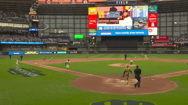 An animated GIF of Sal Frelick scoring the walk-off run for the Brewers