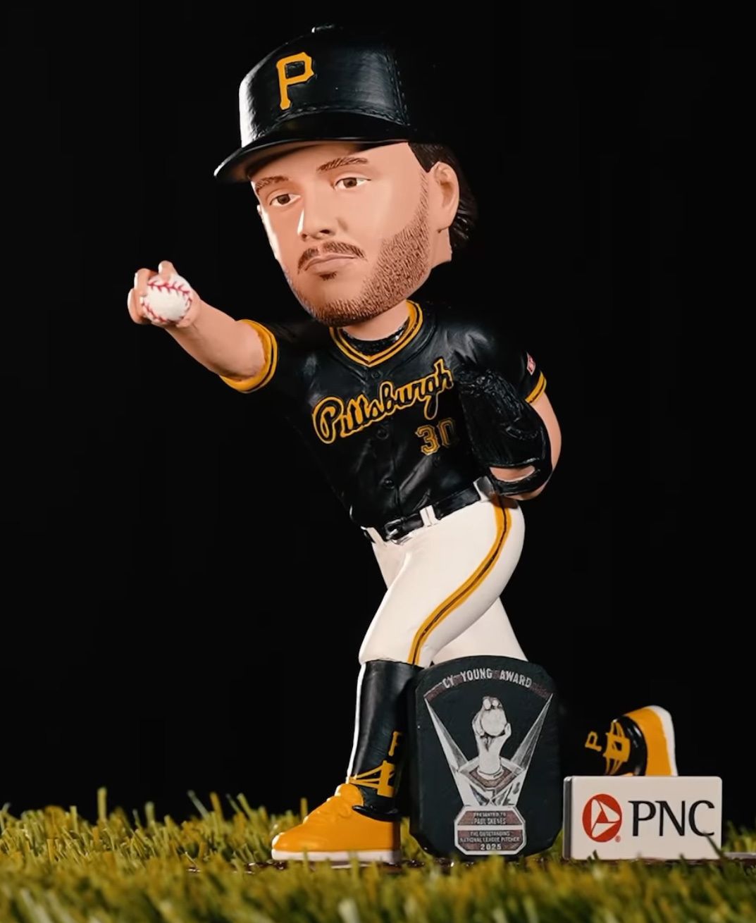 Paul Skenes bobblehead