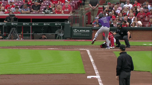 An animated GIF of Elly De La Cruz at shortstop