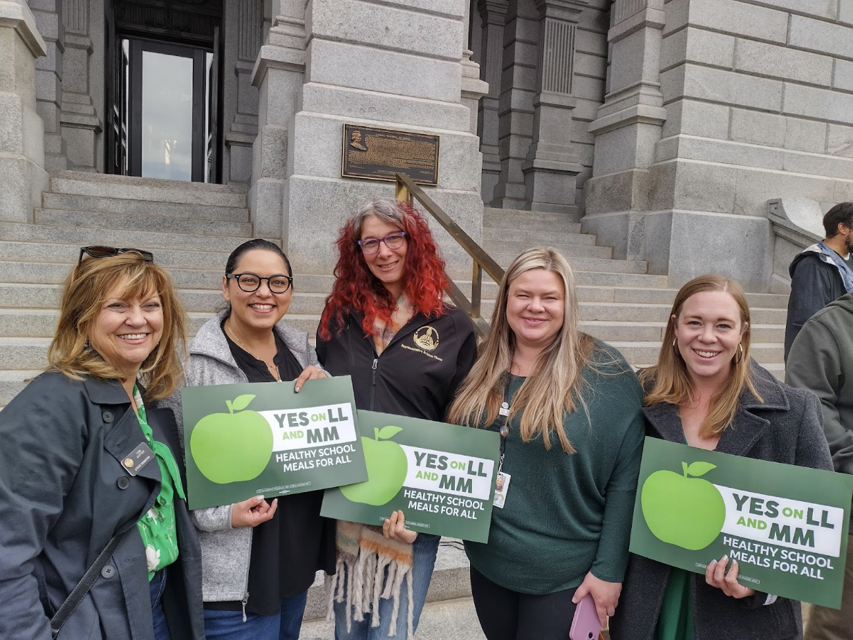Sens Lisa Cutter & Julie Gonzales, me, Rep Katie Steward, Sen Katie Wallace at an LL & MM rally this week